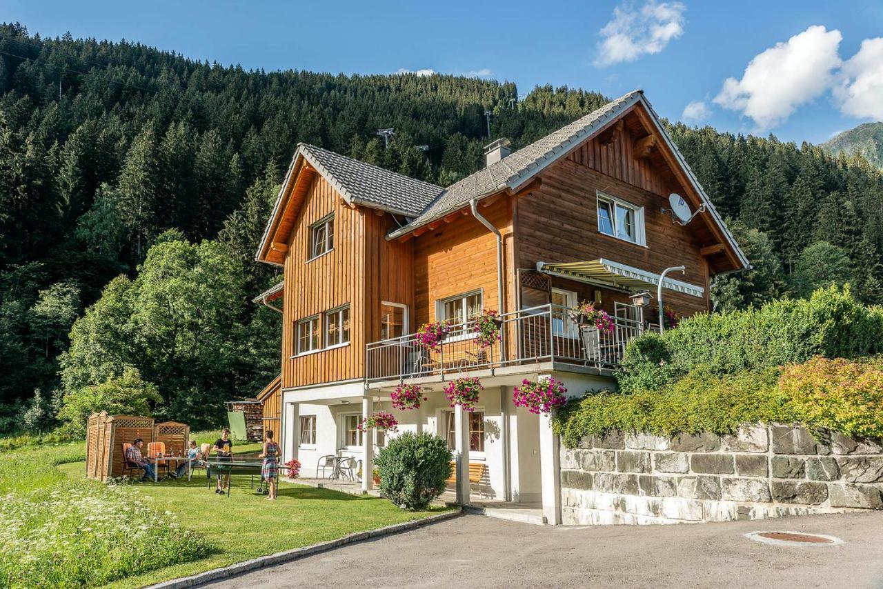 Haus Ambiatscha Apartment Sankt Gallenkirch Exterior photo